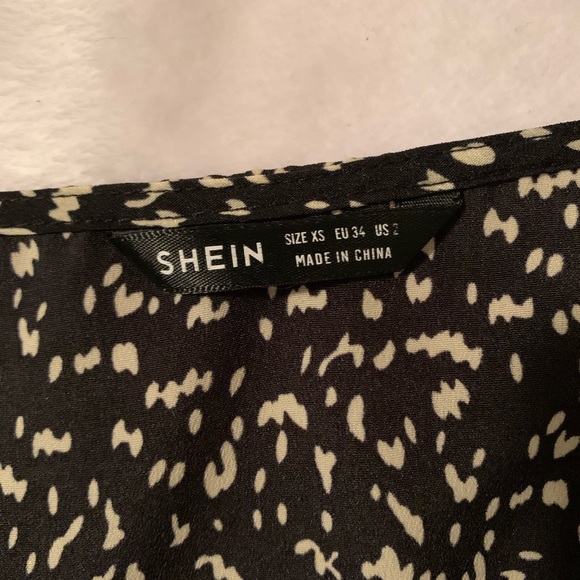 Brand: Shein Size: XS - Picture 3 of 3